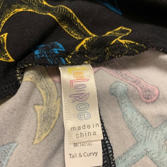 LulaRoe Leggings - Picture 3 of 4